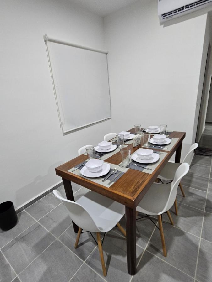 Comodo Departamento En Playa Del Carmen Esterno foto